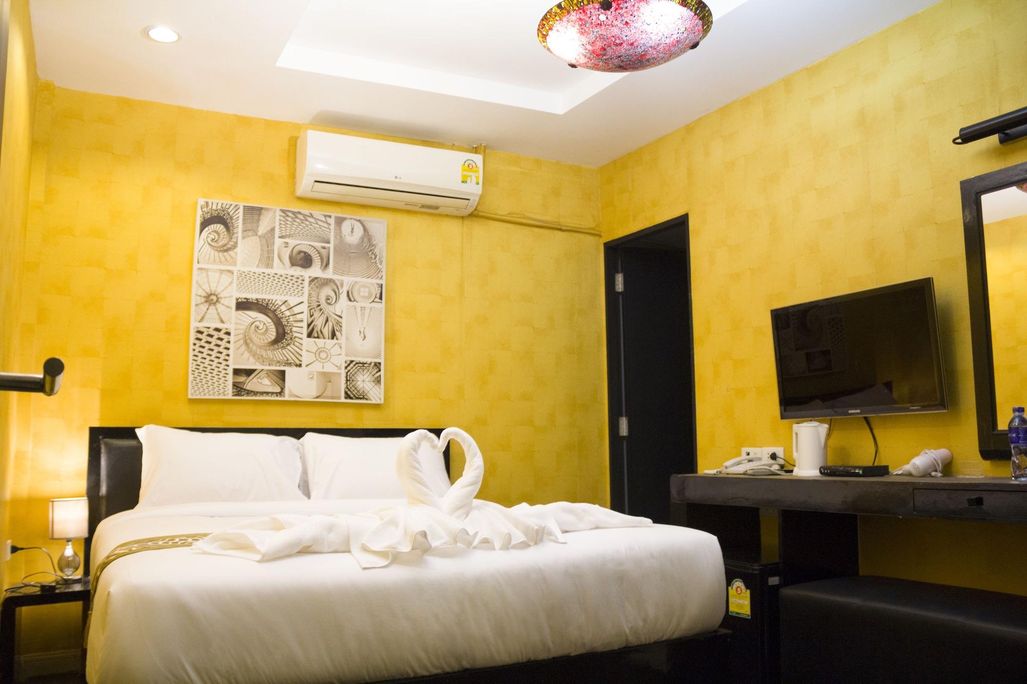 V30 Sukhumvit Hotell Bangkok Eksteriør bilde