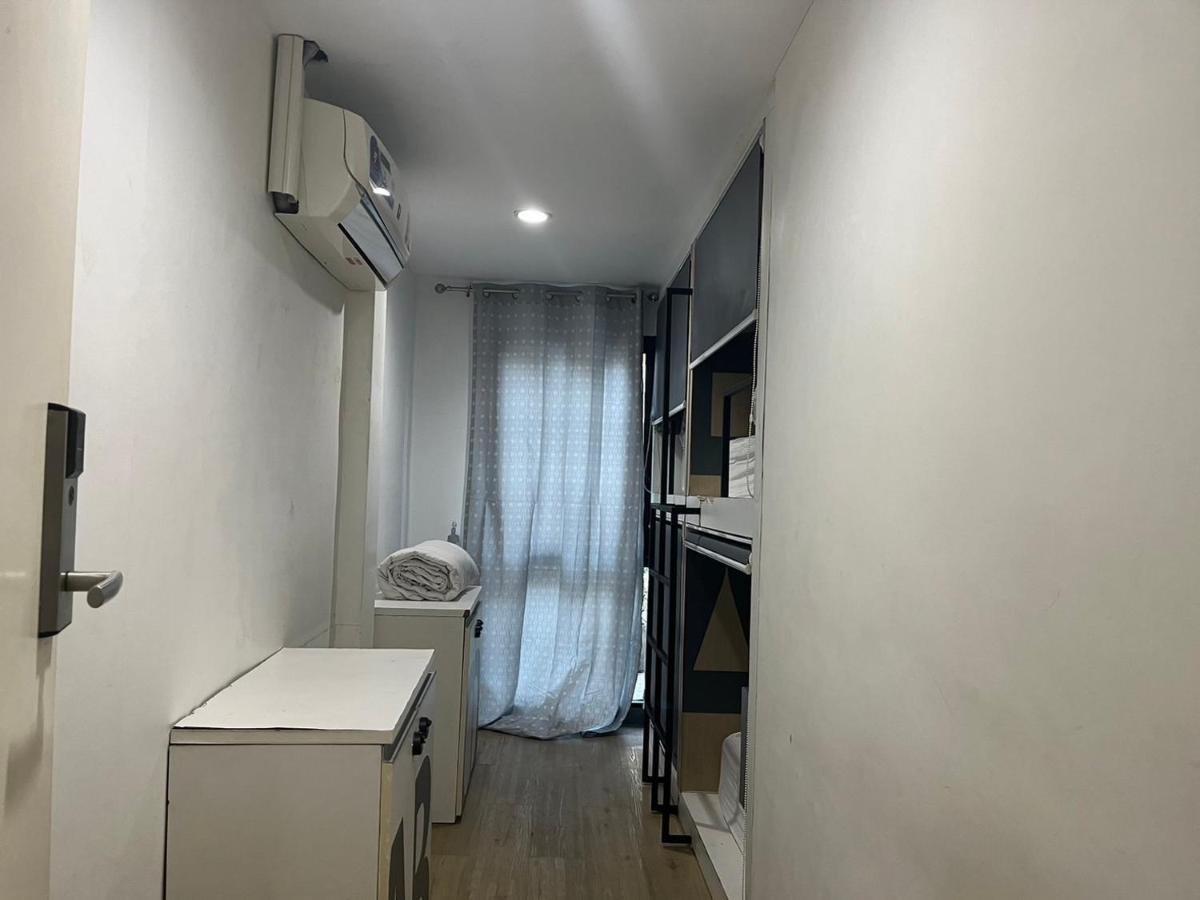 V30 Sukhumvit Hotell Bangkok Eksteriør bilde