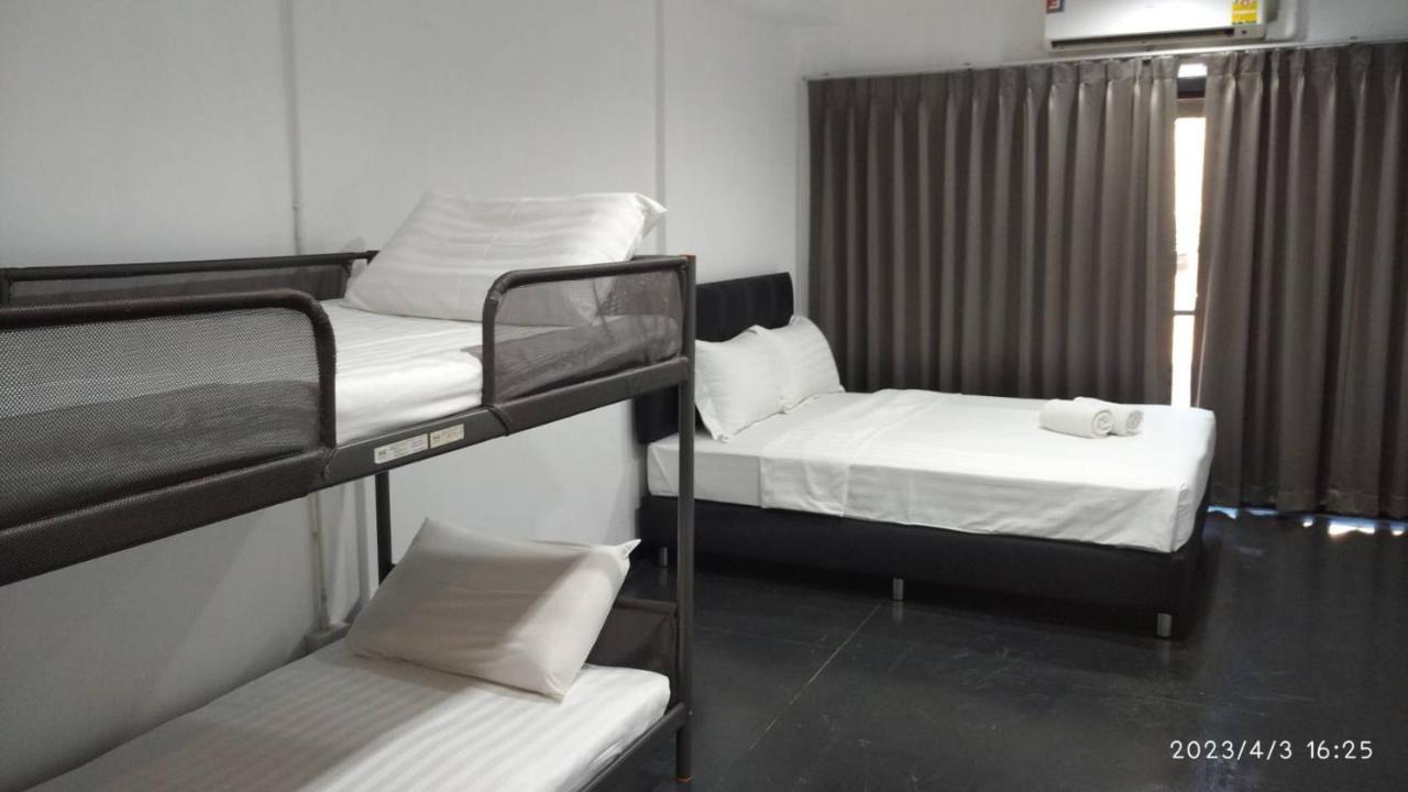 V30 Sukhumvit Hotell Bangkok Eksteriør bilde